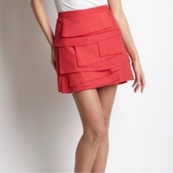 ⚪️🤍 WHITE BCBG MaxAzria origami pleated Layered Mini Skater Skirt Size 2 - Picture 2 of 16